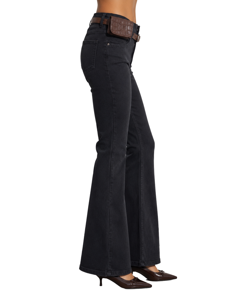 Dark Wash Flared Jeans With Belt
